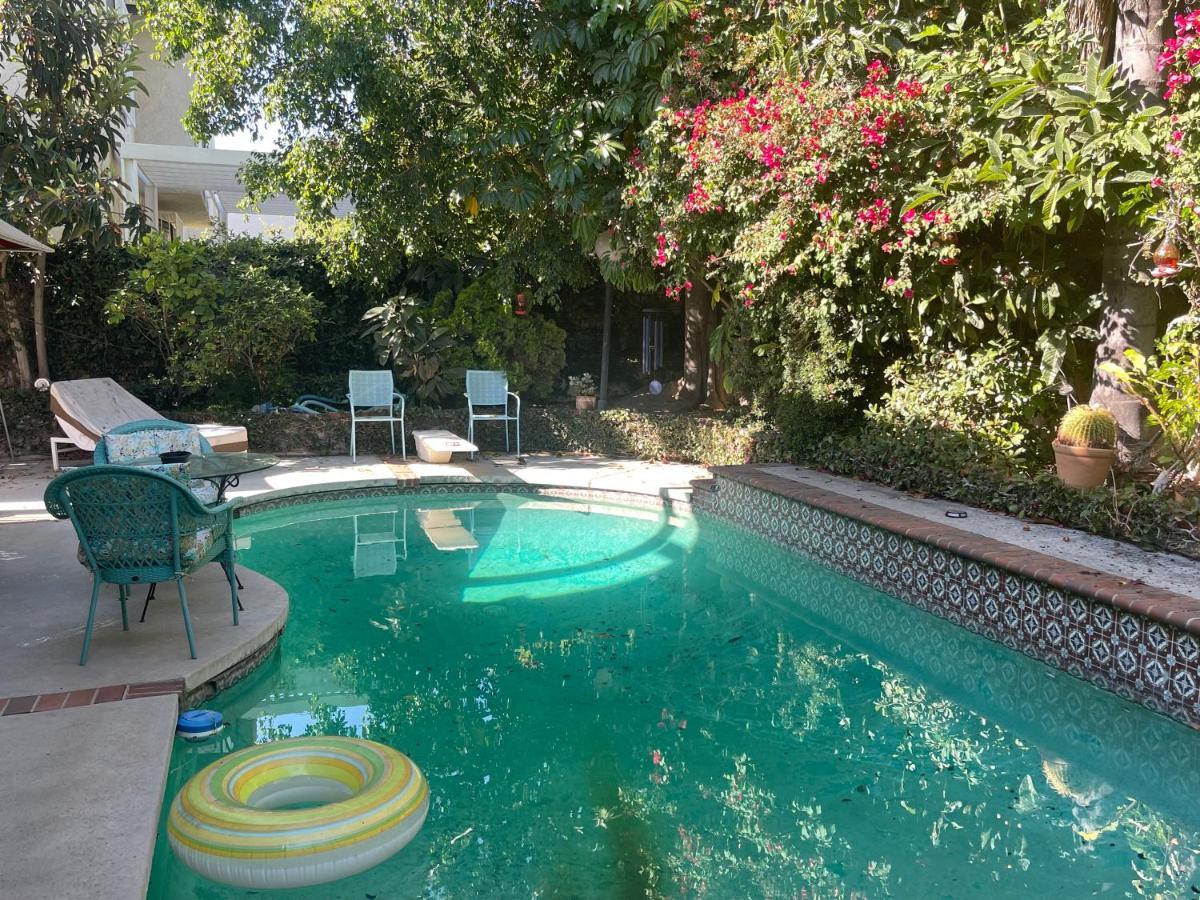Ploy Lägenhet Monterey Park Exteriör bild